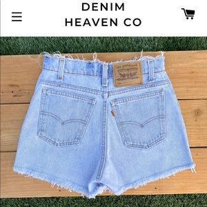W27 1970s Vintage Levi's Plain Short